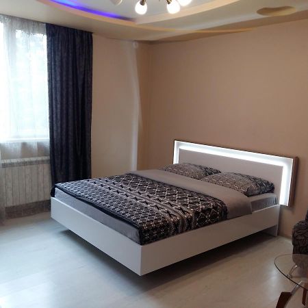 Uzh Apartments Ужгород Екстериор снимка
