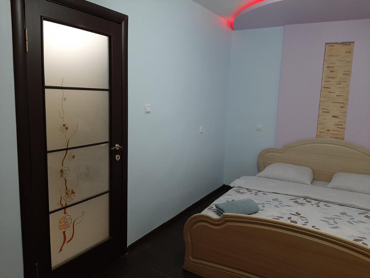 Uzh Apartments Ужгород Екстериор снимка