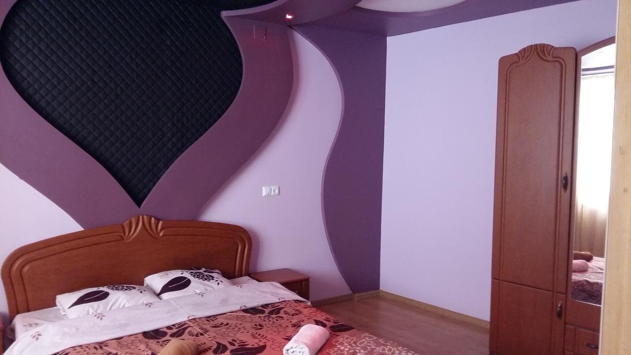 Uzh Apartments Ужгород Екстериор снимка