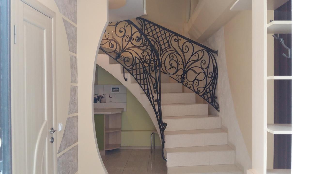 Uzh Apartments Ужгород Екстериор снимка